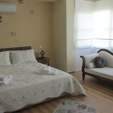 Konukevi Mor Salkim Konagi