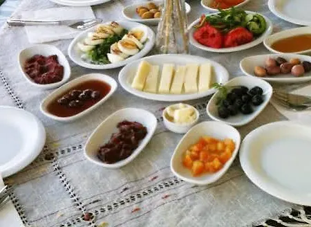 Konukevi Mor Salkim Konagi Alaçatı