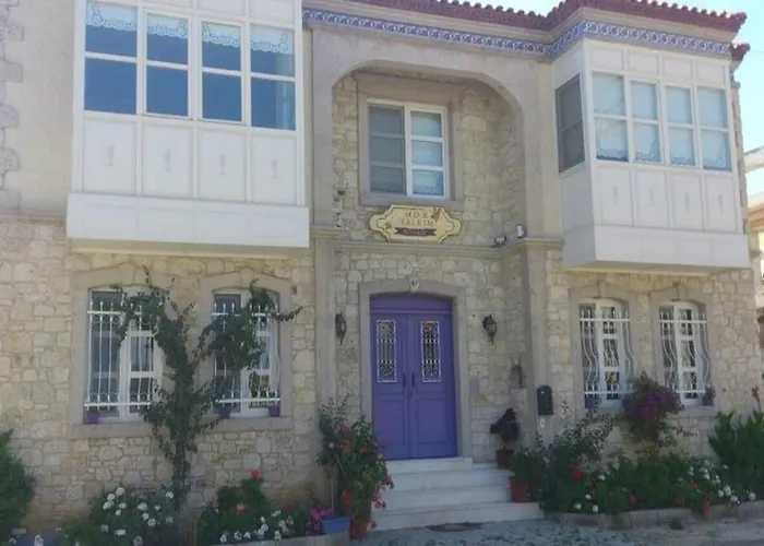 Mor Salkim Konagi 2* Alaçatı