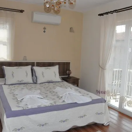 Mor Salkim Konagi بيت ضيافة 2*