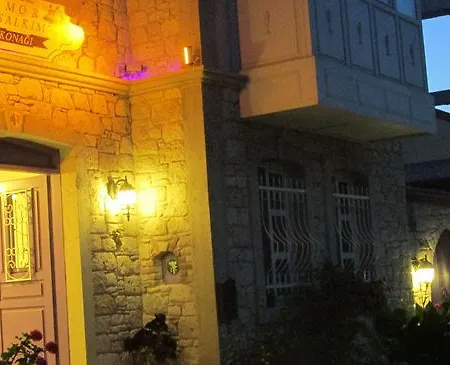 Mor Salkim Konagi بيت ضيافة 2*