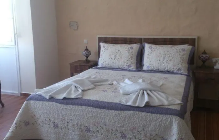 Mor Salkim Konagi Алачати